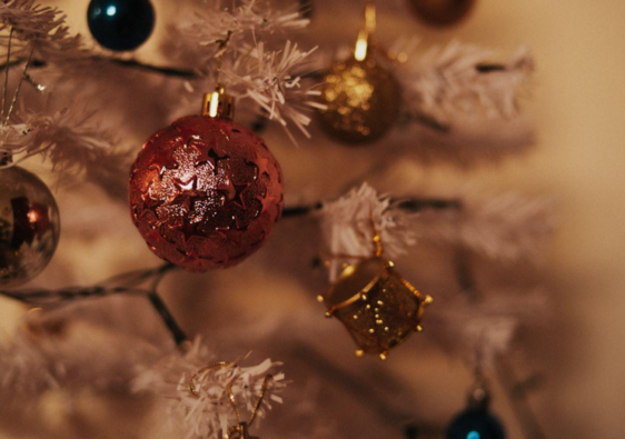 Don't Get Stuck in a Tinsel Twists: The Ultimate Guide to Buying an Artificial Christmas Tree